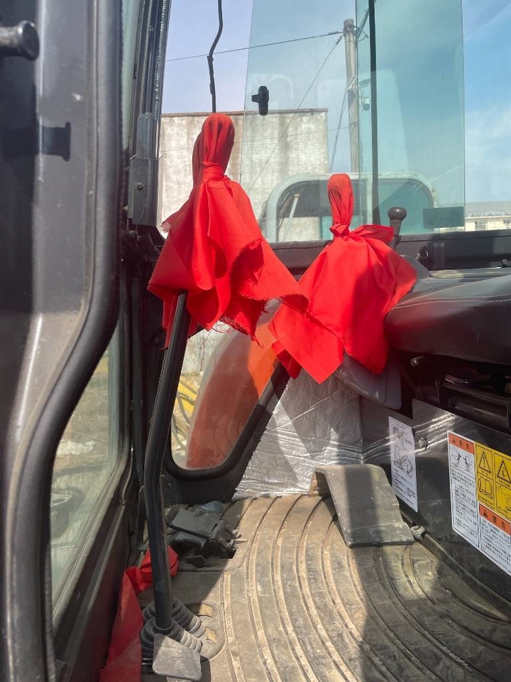 Kubota U 35 - Mini bager: slika 5 Kubota U 35 - Mini bager: slika 5