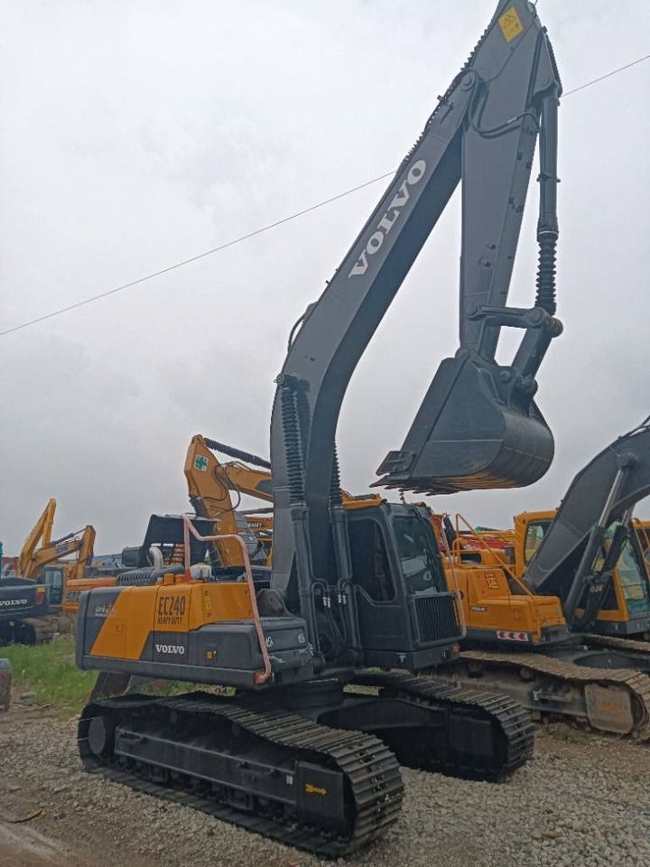 Volvo EC 240 - Bager guseničar: slika 5 Volvo EC 240 - Bager guseničar: slika 5