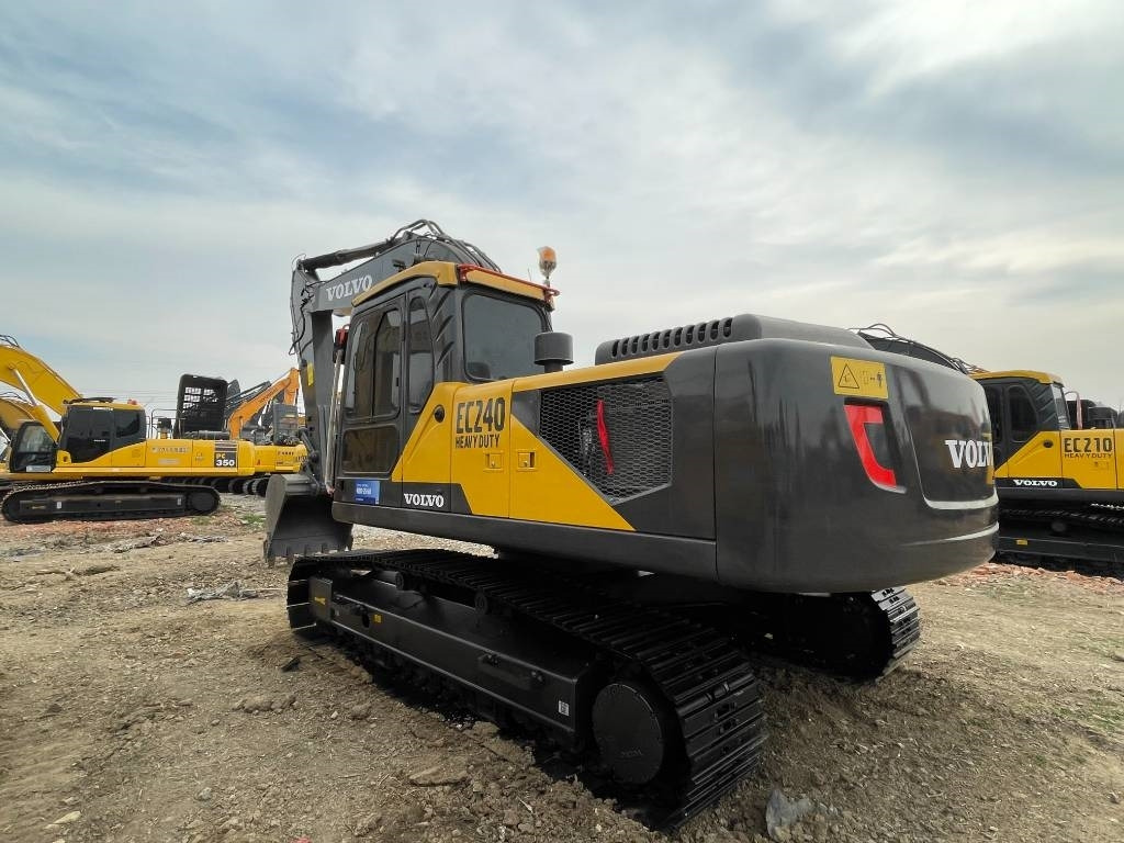 Volvo EC 240 - Bager guseničar: slika 2 Volvo EC 240 - Bager guseničar: slika 2