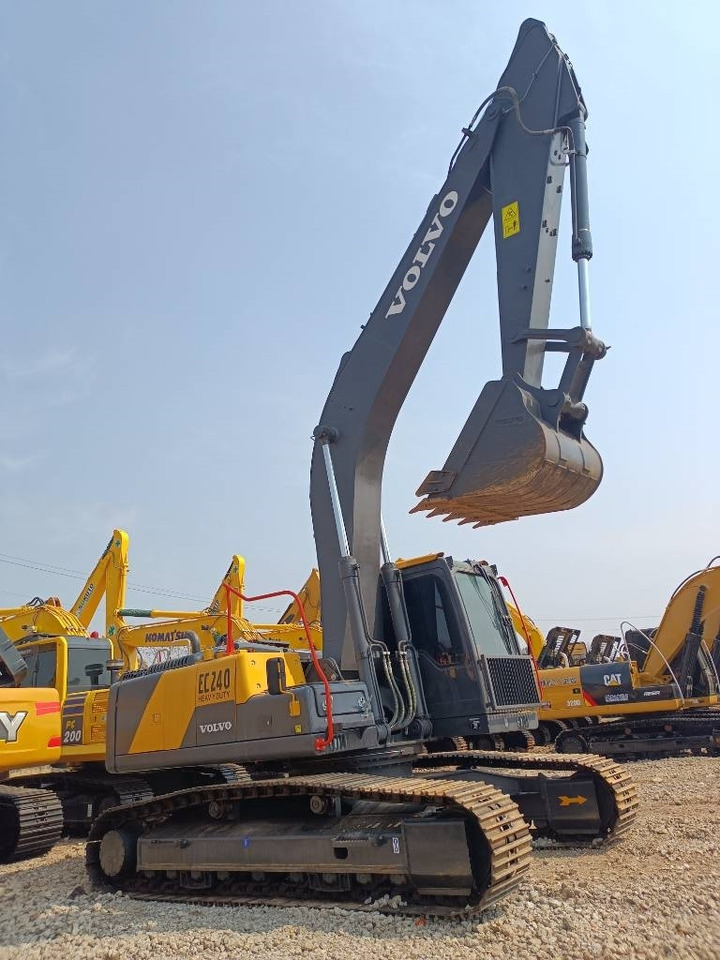 Volvo EC 240  - Bager guseničar: slika 2 Volvo EC 240  - Bager guseničar: slika 2