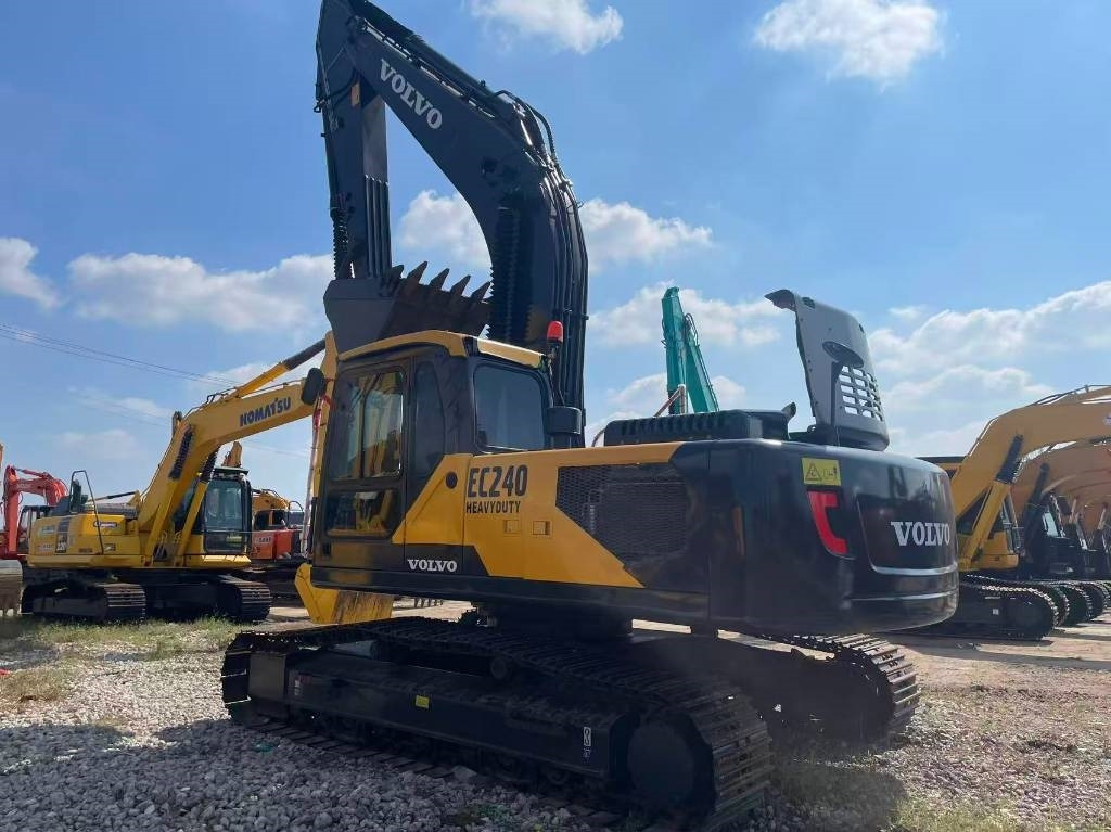 Volvo EC 240 - Bager guseničar: slika 2 Volvo EC 240 - Bager guseničar: slika 2