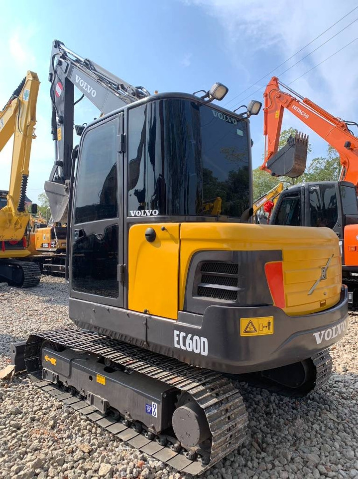 Volvo EC 60  - Mini bager: slika 1 Volvo EC 60  - Mini bager: slika 1