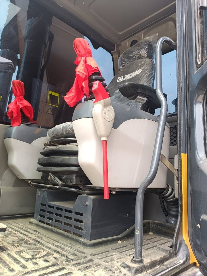 XCMG XE 215 DA - Bager guseničar: slika 4 XCMG XE 215 DA - Bager guseničar: slika 4