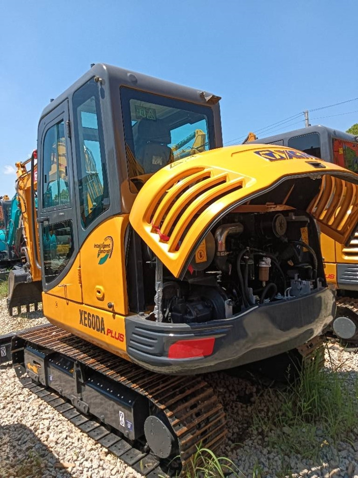 XCMG XE 60 DA - Mini bager: slika 3 XCMG XE 60 DA - Mini bager: slika 3