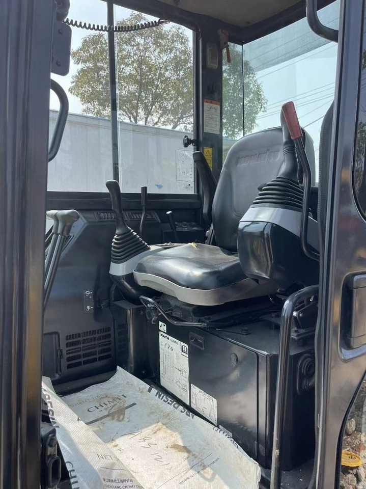 Yanmar Vio 35  - Mini bager: slika 2 Yanmar Vio 35  - Mini bager: slika 2