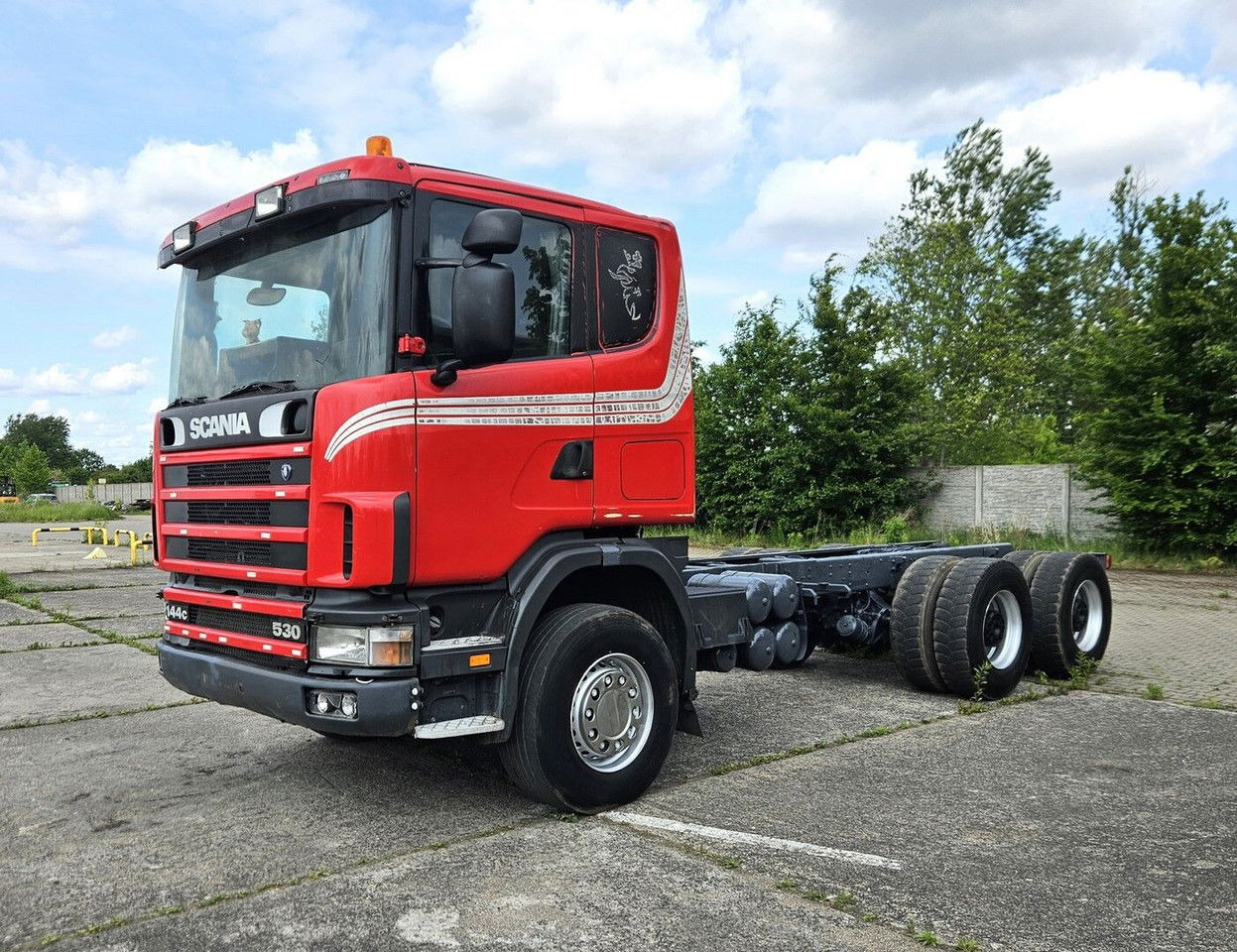 Scania 144 530 6X4 Manual Pump AND Injectros - Full Sprin G - Kamion sa golom šasijom i zatvorenom kabinom: slika 1 Scania 144 530 6X4 Manual Pump AND Injectros - Full Sprin G - Kamion sa golom šasijom i zatvorenom kabinom: slika 1