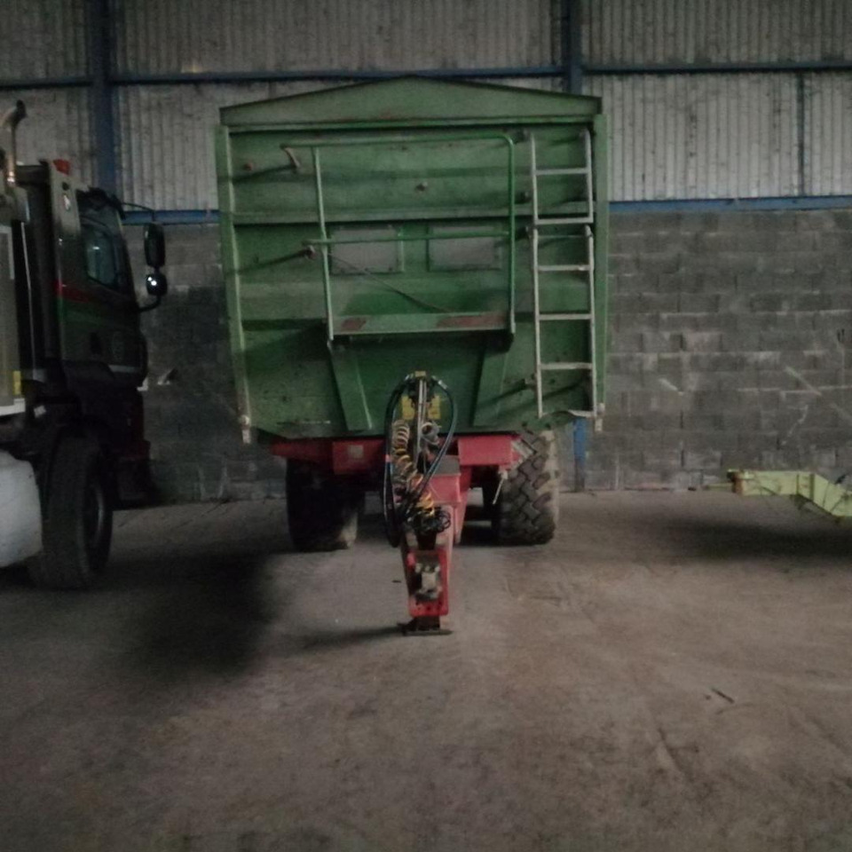 Pronar T, Traktorový náves, 669/1 - Traktorska prikolica za farmu/ Kiper: slika 4 Pronar T, Traktorový náves, 669/1 - Traktorska prikolica za farmu/ Kiper: slika 4