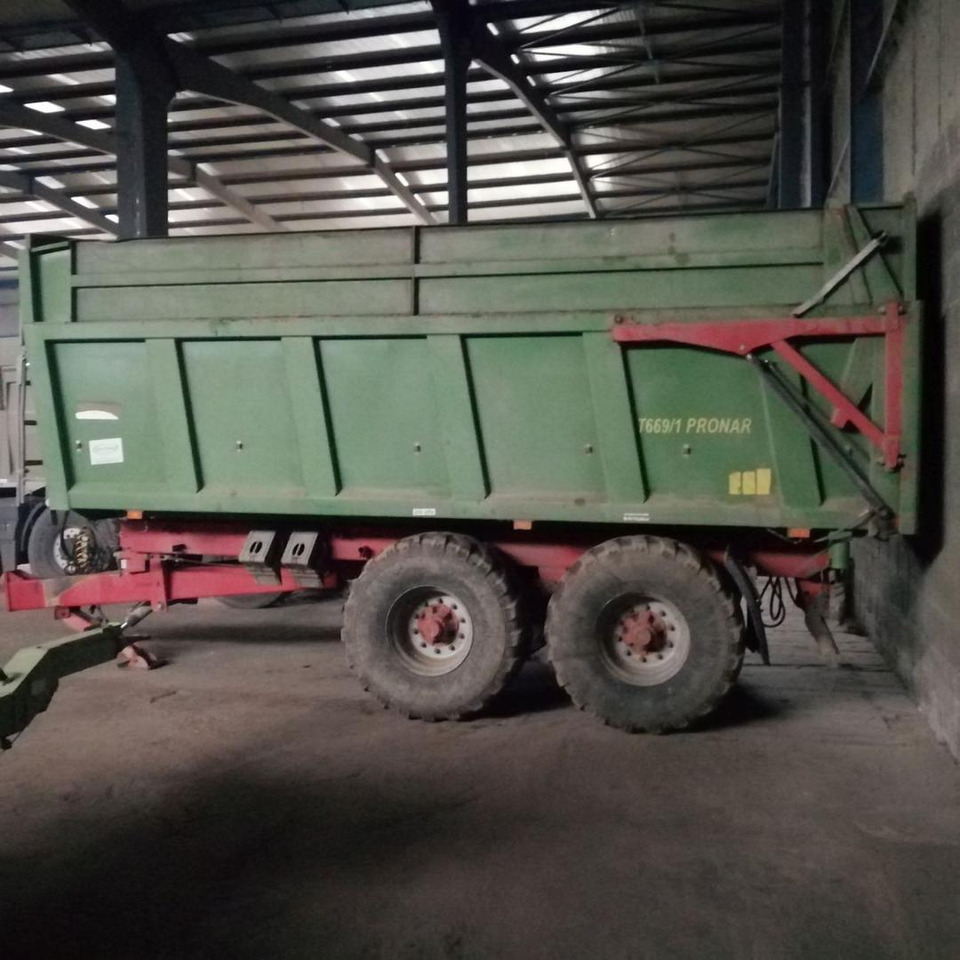 Pronar T, Traktorový náves, 669/1 - Traktorska prikolica za farmu/ Kiper: slika 1 Pronar T, Traktorový náves, 669/1 - Traktorska prikolica za farmu/ Kiper: slika 1