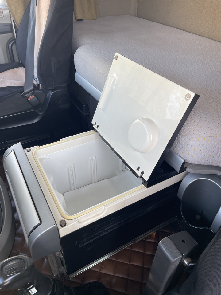 Tegljač DAF XF105.460 Euro 5 manual gearbox: slika 15