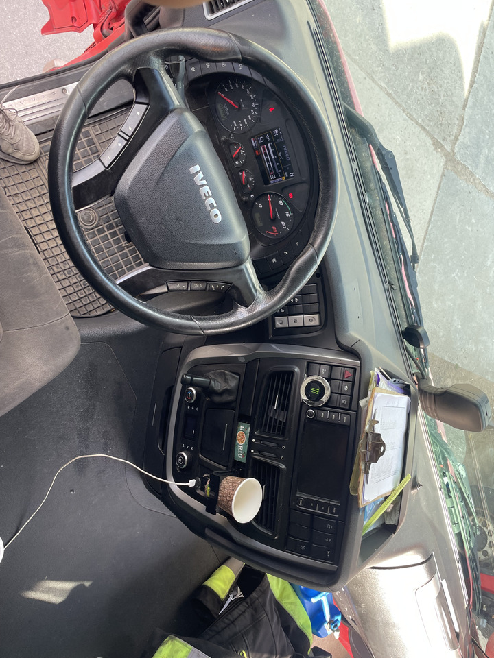 Tegljač IVECO STRALIS AS440 T/P Retarder: slika 16