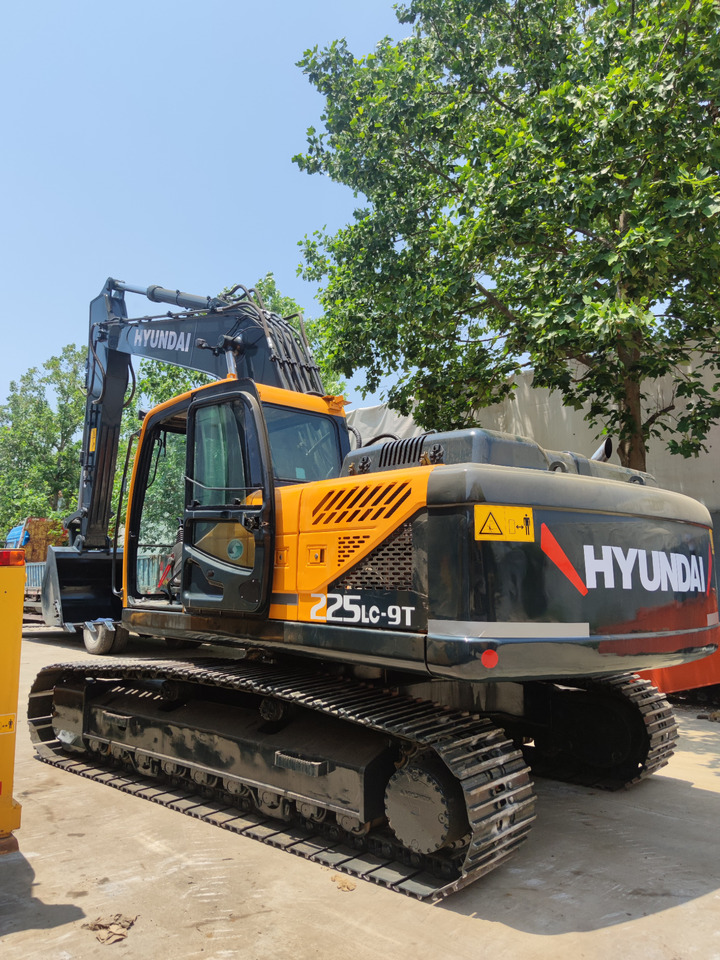 HYUNDAI 225 USED 225LC-9 EXCAVATOR - Bager guseničar: slika 4 HYUNDAI 225 USED 225LC-9 EXCAVATOR - Bager guseničar: slika 4