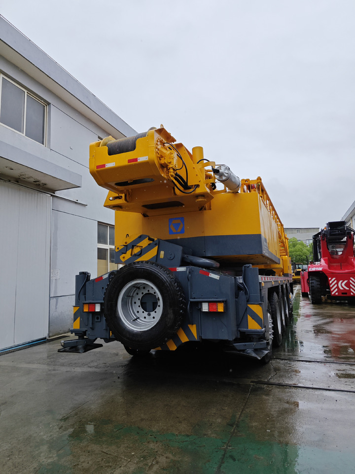 XCMG QY100K Used truck crane - Autodizalica: slika 3 XCMG QY100K Used truck crane - Autodizalica: slika 3