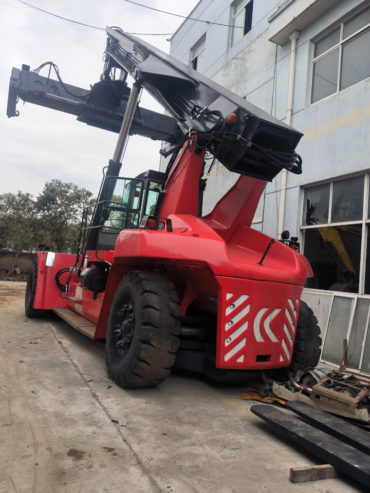 Kalmar DRF450 Used Reach stacker/Container forklift - Dizalica za kontejnere: slika 2 Kalmar DRF450 Used Reach stacker/Container forklift - Dizalica za kontejnere: slika 2