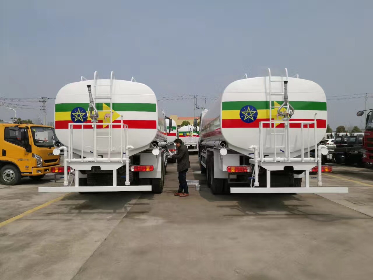 JSIE JSIE5250GSS - Kamion cisterna: slika 2 JSIE JSIE5250GSS - Kamion cisterna: slika 2