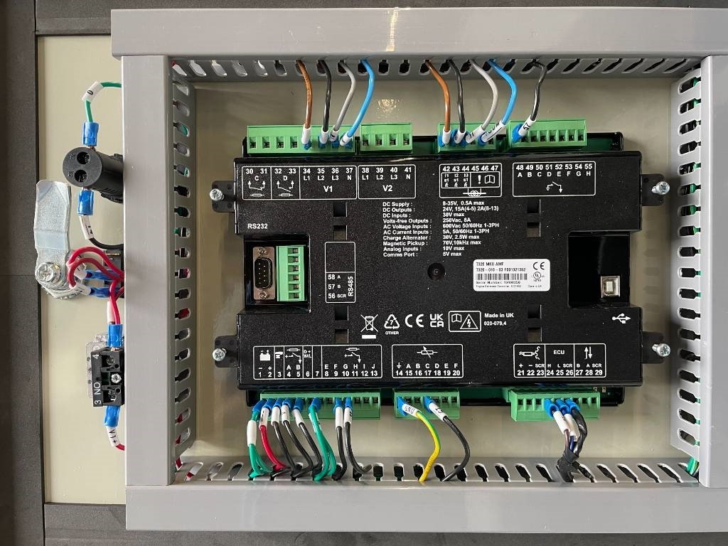 Novu Set generatora Cummins QSNT-G3 - 440 kVA Generator - DPX-19844: slika 9 Novu Set generatora Cummins QSNT-G3 - 440 kVA Generator - DPX-19844: slika 9