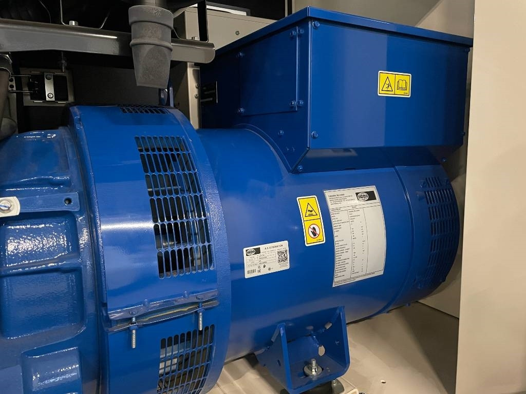 Novu Set generatora FG Wilson P330-5 - 330 kVA Genset - DPX-16016: slika 15 Novu Set generatora FG Wilson P330-5 - 330 kVA Genset - DPX-16016: slika 15