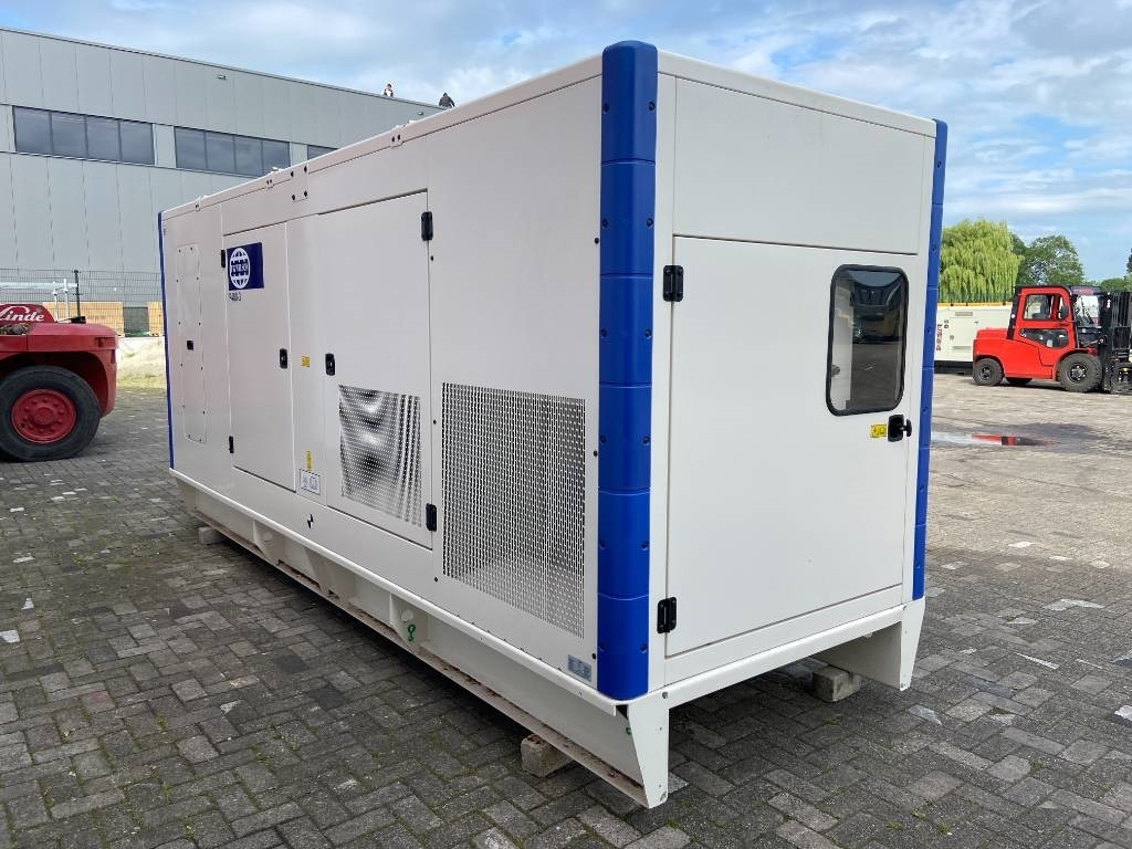 FG Wilson P400-3 - 400 kVA Genset - DPX-16017 - Set generatora: slika 2 FG Wilson P400-3 - 400 kVA Genset - DPX-16017 - Set generatora: slika 2