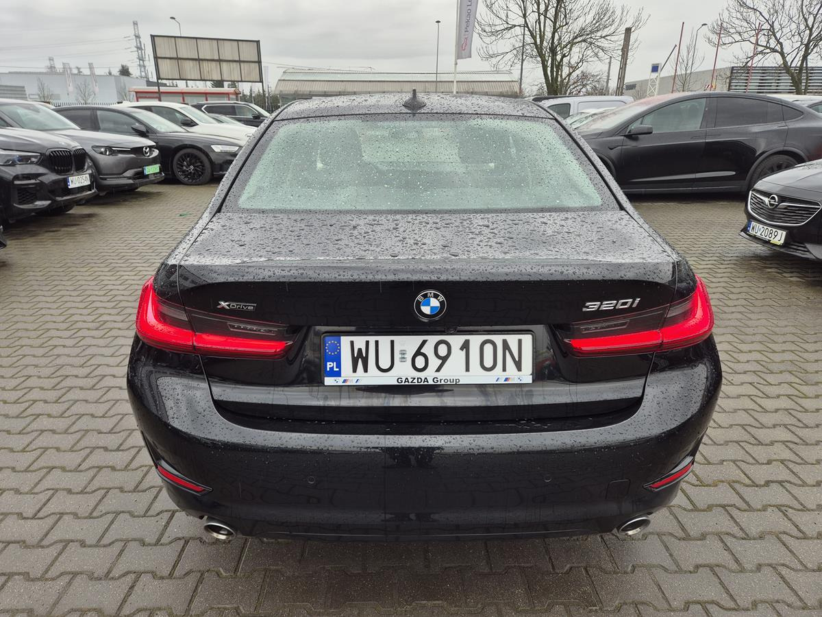 BMW 320I XDRIVE SEDAN - Automobil: slika 5 BMW 320I XDRIVE SEDAN - Automobil: slika 5