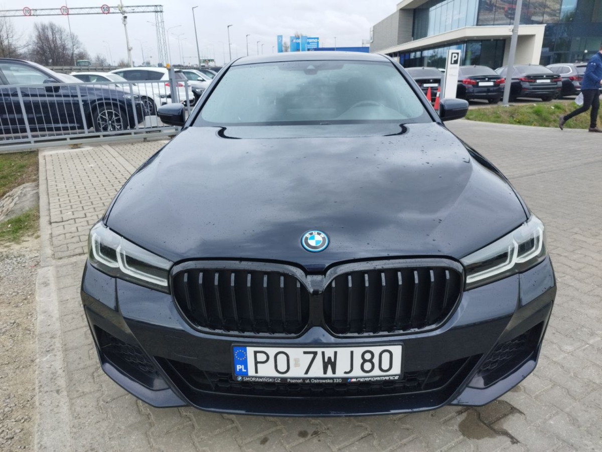 BMW 530e xDrive M Sport SEDAN - Automobil: slika 5 BMW 530e xDrive M Sport SEDAN - Automobil: slika 5