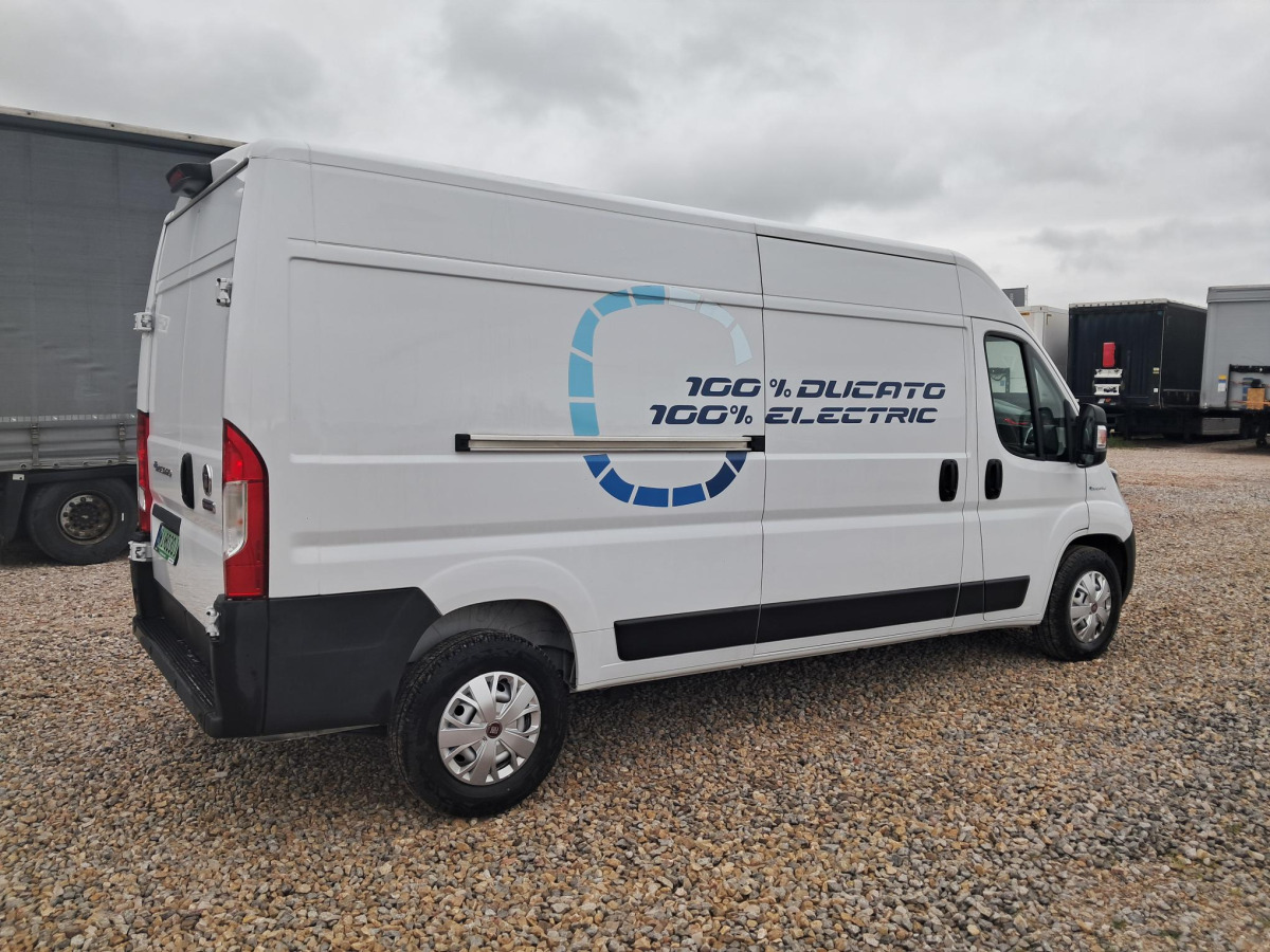 FIAT DUCATO FURGON BLASZAK - Furgon, Električno dostavno vozilo: slika 4 FIAT DUCATO FURGON BLASZAK - Furgon, Električno dostavno vozilo: slika 4