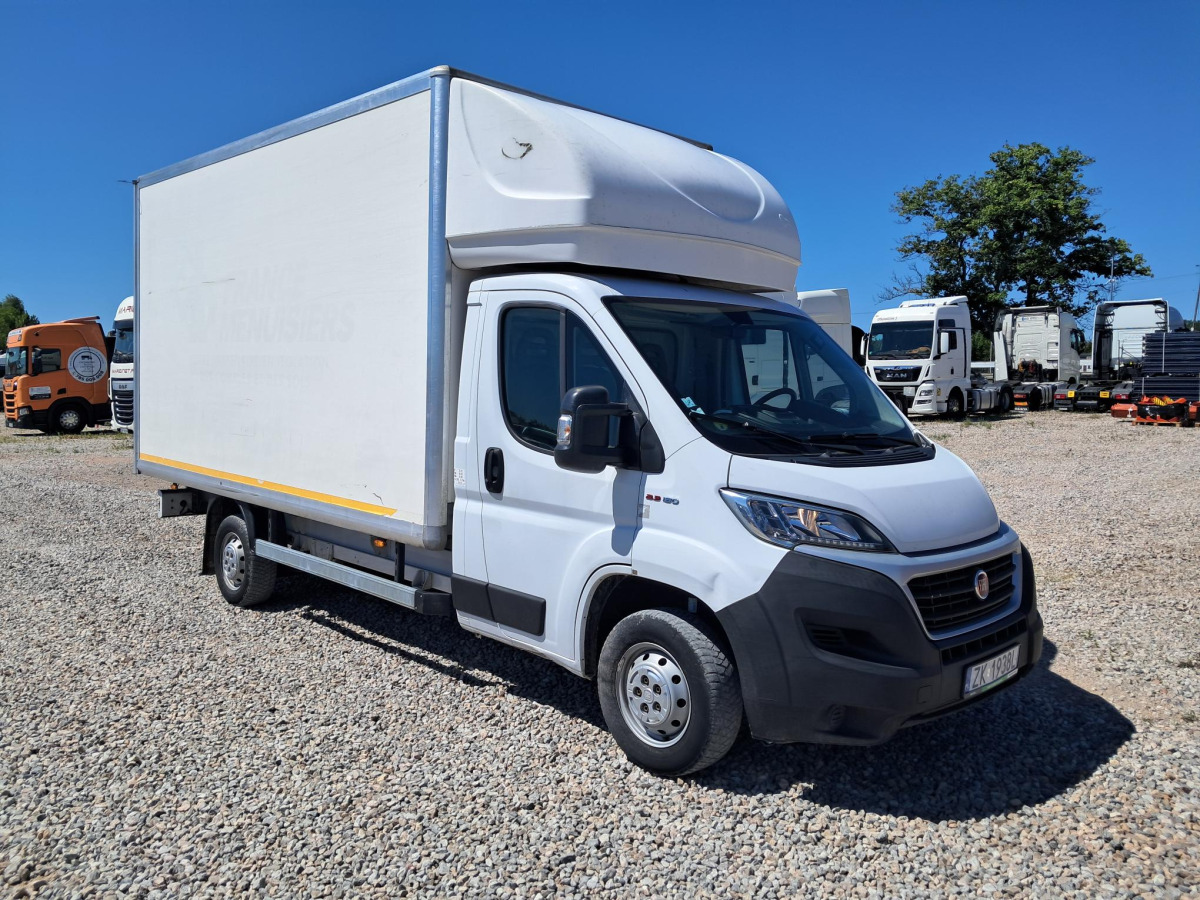 FIAT DUCATO PLANDEKA Z WINDĄ - Dostavno vozilo sa ceradom: slika 1 FIAT DUCATO PLANDEKA Z WINDĄ - Dostavno vozilo sa ceradom: slika 1
