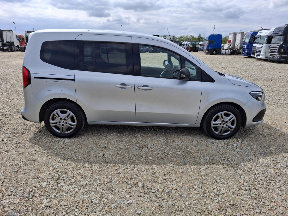 MERCEDES BENZ CITAN FURGON PRZESZKLONY - Furgon: slika 5 MERCEDES BENZ CITAN FURGON PRZESZKLONY - Furgon: slika 5
