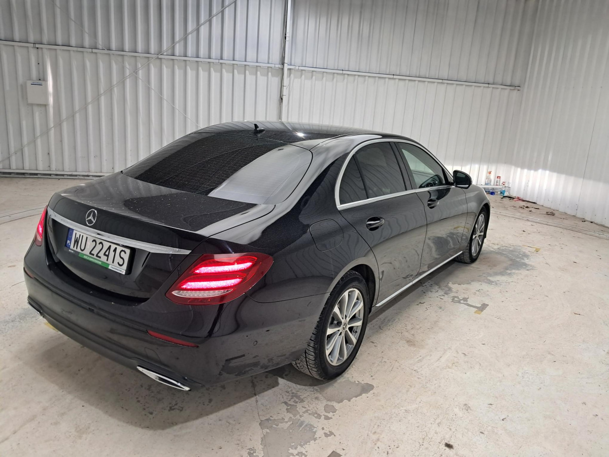 MERCEDES BENZ E 200 D SEDAN - Limuzina: slika 4 MERCEDES BENZ E 200 D SEDAN - Limuzina: slika 4