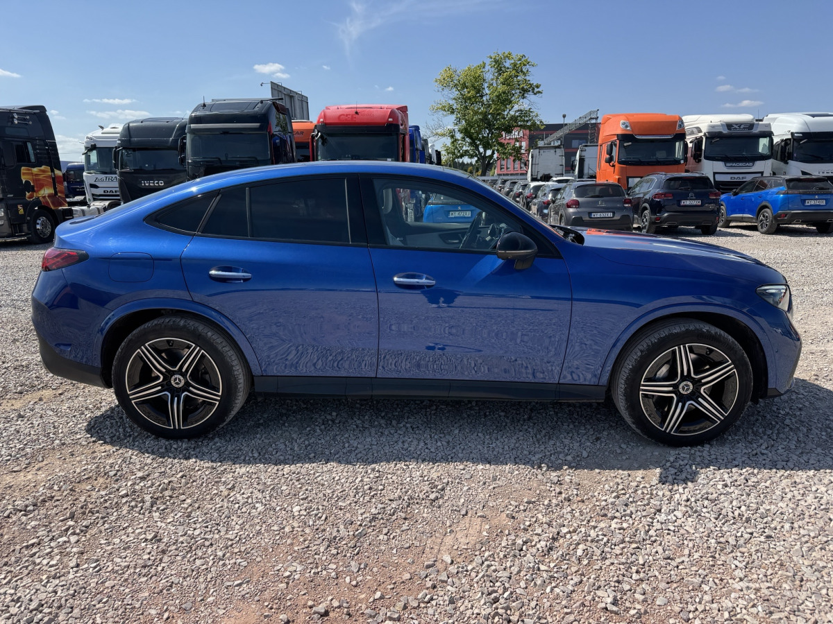 MERCEDES BENZ GLC 300 DE 4MATIC SUV - SUV: slika 4 MERCEDES BENZ GLC 300 DE 4MATIC SUV - SUV: slika 4