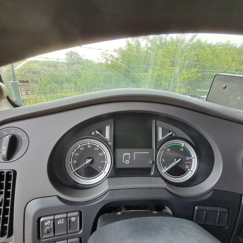 DAF XF 460 FT CIĄGNIK SIODŁOWY - Tegljač: slika 5 DAF XF 460 FT CIĄGNIK SIODŁOWY - Tegljač: slika 5
