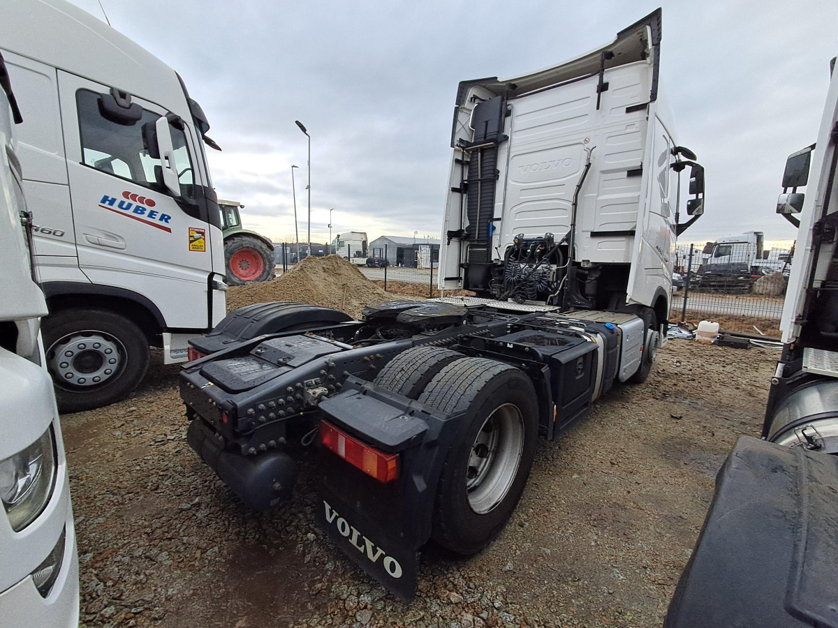 VOLVO FH CIĄGNIK SIODŁOWY - Tegljač: slika 4 VOLVO FH CIĄGNIK SIODŁOWY - Tegljač: slika 4