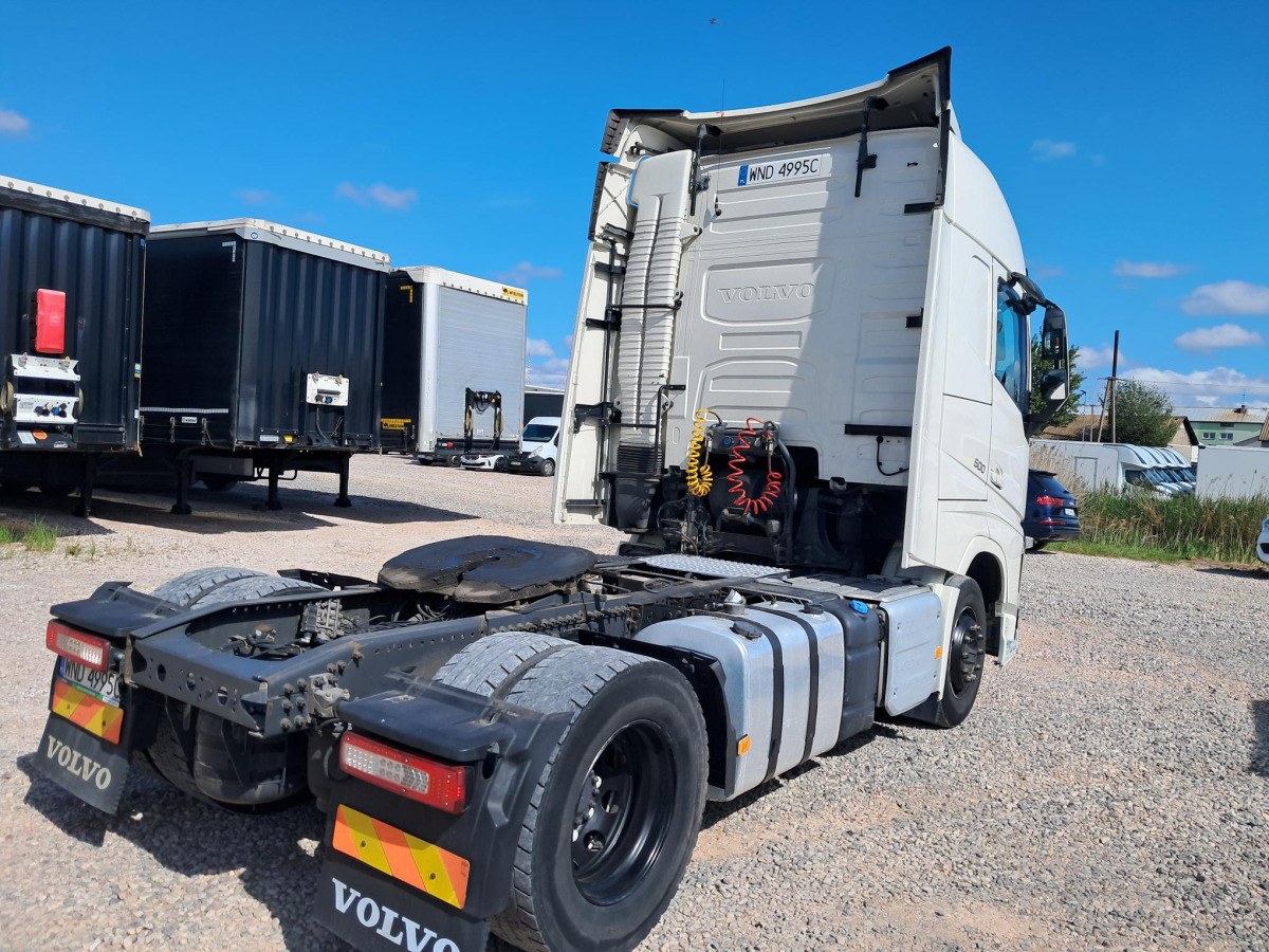 VOLVO FH CIĄGNIK SIODŁOWY - Tegljač: slika 4 VOLVO FH CIĄGNIK SIODŁOWY - Tegljač: slika 4