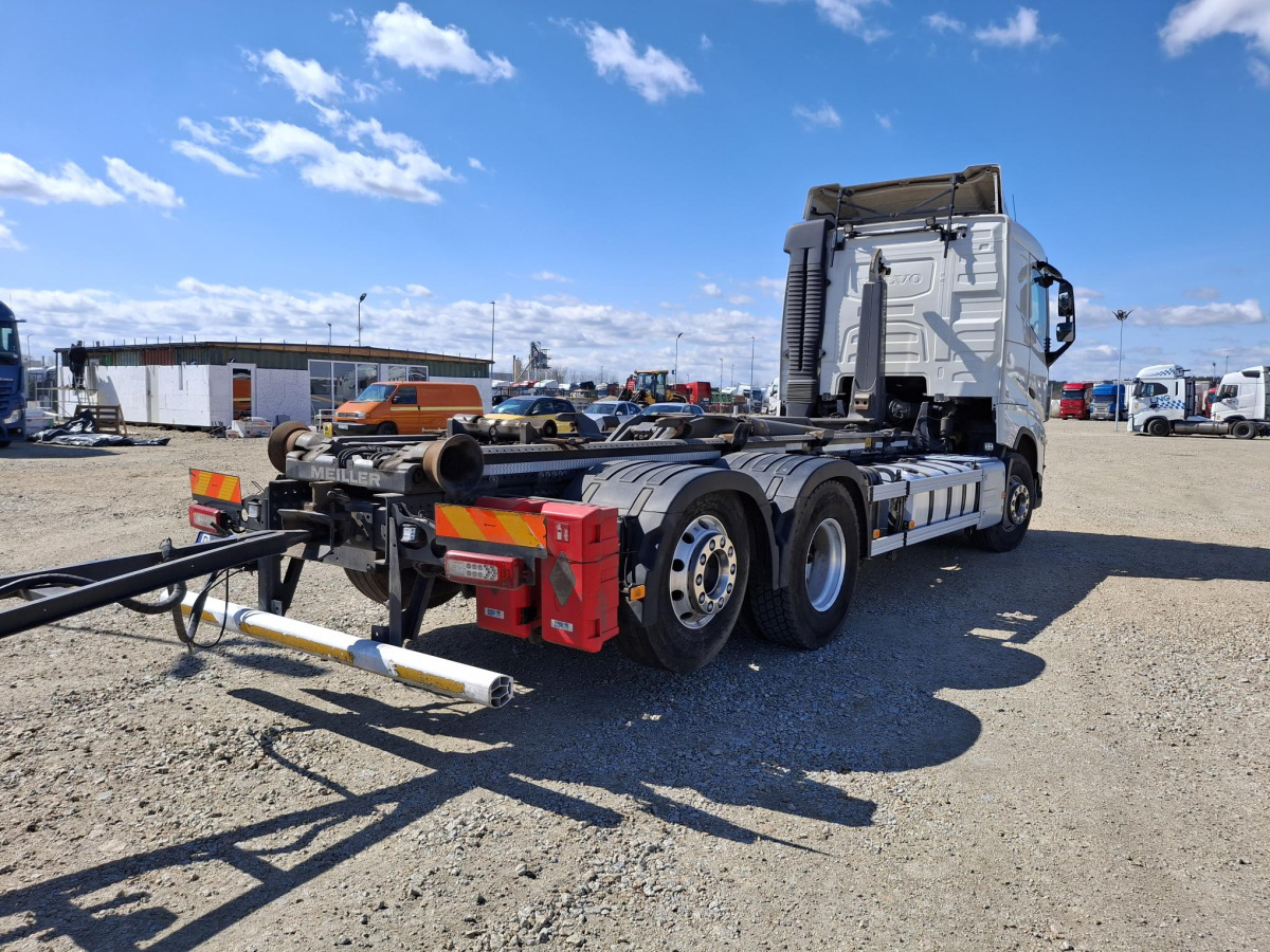VOLVO FH HAKOWIEC - Kamion sa hidrauličnom kukom: slika 5 VOLVO FH HAKOWIEC - Kamion sa hidrauličnom kukom: slika 5