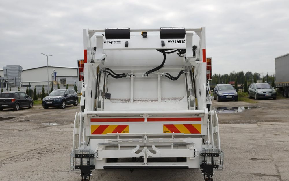 FUSO Canter 9C18 Śmieciarka - Kamion za smeće: slika 2 FUSO Canter 9C18 Śmieciarka - Kamion za smeće: slika 2