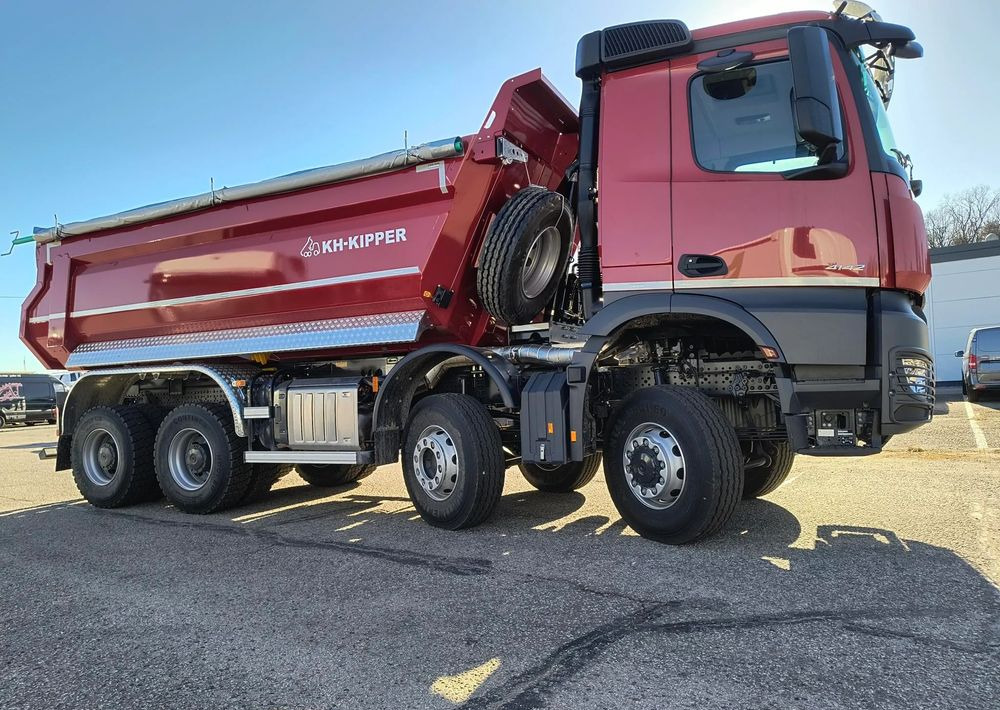 Mercedes-Benz Arocs 4142 AK 8x6 - Istovarivač: slika 4 Mercedes-Benz Arocs 4142 AK 8x6 - Istovarivač: slika 4