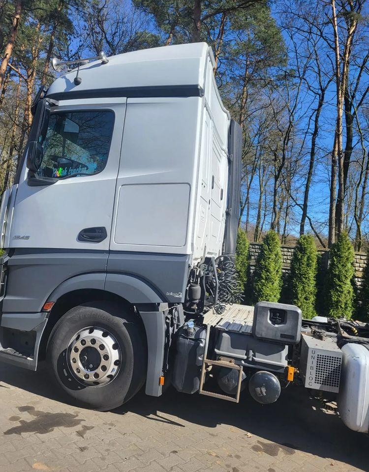 Mercedes-Benz Actros 1843 LS - Tegljač: slika 3 Mercedes-Benz Actros 1843 LS - Tegljač: slika 3