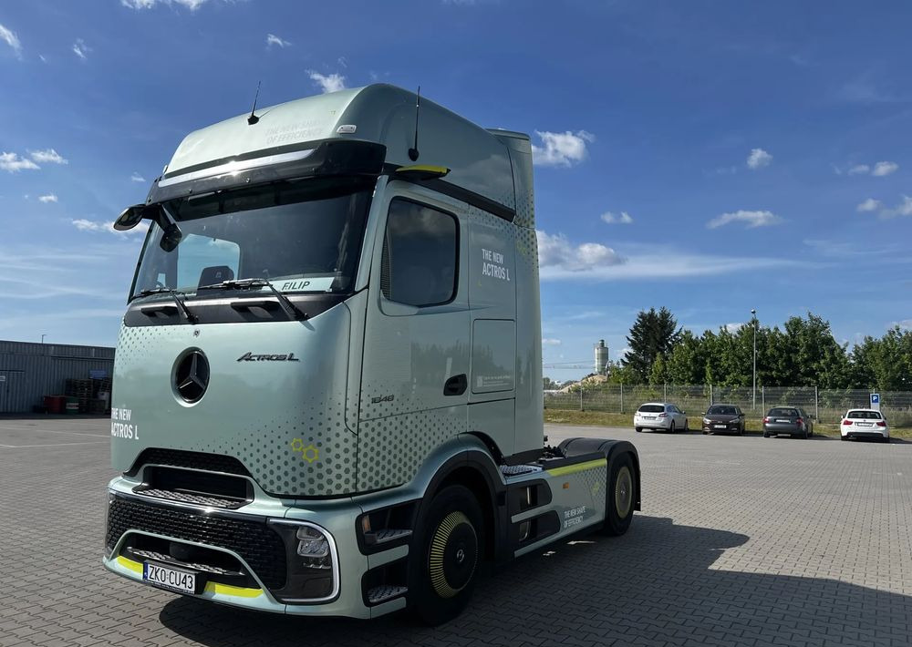 Mercedes-Benz Actros 1848 LS - Tegljač: slika 1 Mercedes-Benz Actros 1848 LS - Tegljač: slika 1