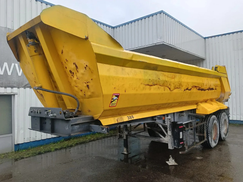 Fruehauf 2 Axle Steel Tipper , Spring Suspension , Drum Brakes - Poluprikolica istovarivača: slika 1 Fruehauf 2 Axle Steel Tipper , Spring Suspension , Drum Brakes - Poluprikolica istovarivača: slika 1