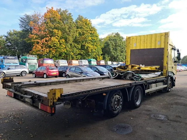 Iveco Stralis 430 , 6x2 , Manual Gearbox , Euro 3 - Kamion sa ceradom: slika 3 Iveco Stralis 430 , 6x2 , Manual Gearbox , Euro 3 - Kamion sa ceradom: slika 3