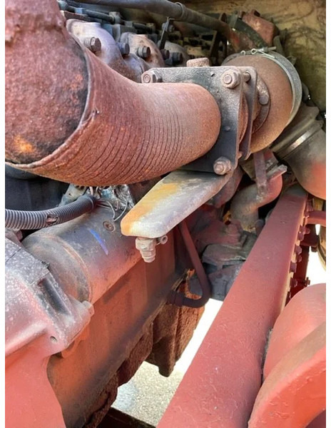 Kamion sa golom šasijom i zatvorenom kabinom MAN 26.280 , 6x4 , ZF Manual , Spring suspension: slika 18