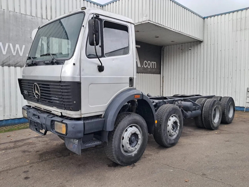 Mercedes-Benz 3235SK / 3535SK , 8x4, V8 BiTurbo, ZF Manual , Spring Suspension - Kamion sa golom šasijom i zatvorenom kabinom: slika 1 Mercedes-Benz 3235SK / 3535SK , 8x4, V8 BiTurbo, ZF Manual , Spring Suspension - Kamion sa golom šasijom i zatvorenom kabinom: slika 1