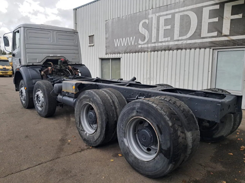 Mercedes-Benz SK 3535 ,V8 Biturbo , 8x4 ,ZF Manual , Spring Suspension - Kamion sa golom šasijom i zatvorenom kabinom: slika 5 Mercedes-Benz SK 3535 ,V8 Biturbo , 8x4 ,ZF Manual , Spring Suspension - Kamion sa golom šasijom i zatvorenom kabinom: slika 5