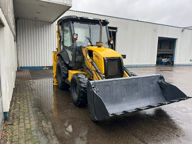 New Holland B 80 B-SS , 4x4 , Backhoe loader , 4in1 Bucket - Bager utovarivač: slika 4 New Holland B 80 B-SS , 4x4 , Backhoe loader , 4in1 Bucket - Bager utovarivač: slika 4