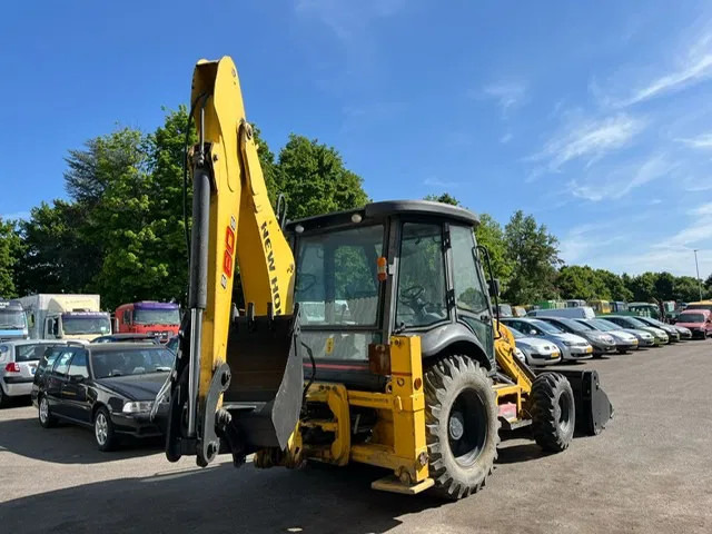 New Holland B80B , 4x4 , Backhoe Loader , 4 in1 bucket - Bager utovarivač: slika 3 New Holland B80B , 4x4 , Backhoe Loader , 4 in1 bucket - Bager utovarivač: slika 3