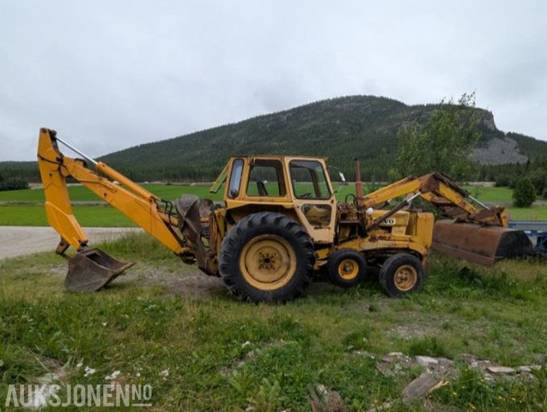 Traktor 1970 Volvo BM 650 traktorgraver med Hymas 61 graver - Motorredskap: slika 1