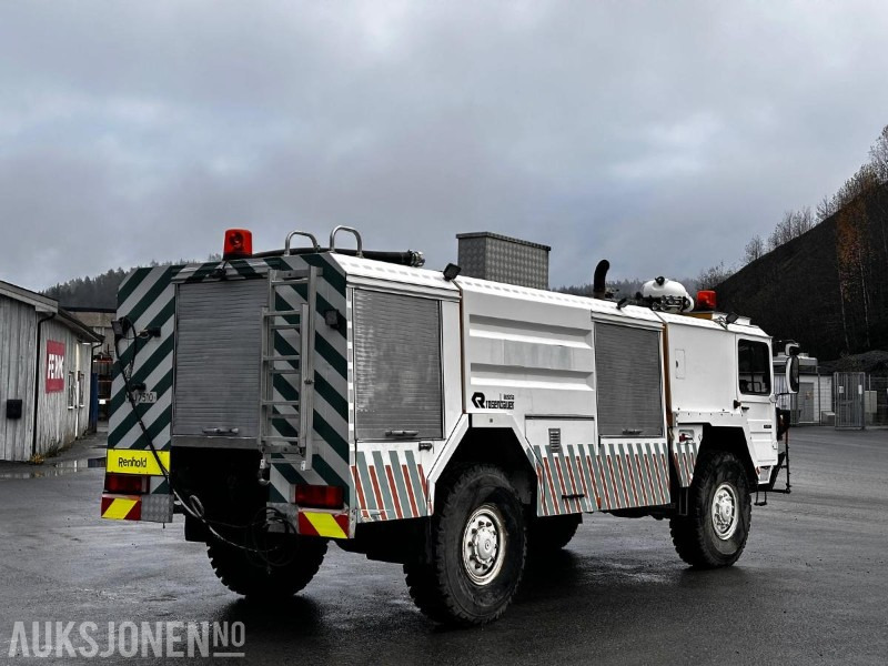 1994 MAN 16.422 FAFG med Rosenbauer NH30 påbygg – terrenggående brann-, renholds- og spylerbil - Vatrogasni kamion: slika 5 1994 MAN 16.422 FAFG med Rosenbauer NH30 påbygg – terrenggående brann-, renholds- og spylerbil - Vatrogasni kamion: slika 5