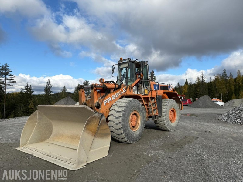 1995 Fiat-Hitachi FR 220.2 - Utovarivač točkaš: slika 1 1995 Fiat-Hitachi FR 220.2 - Utovarivač točkaš: slika 1