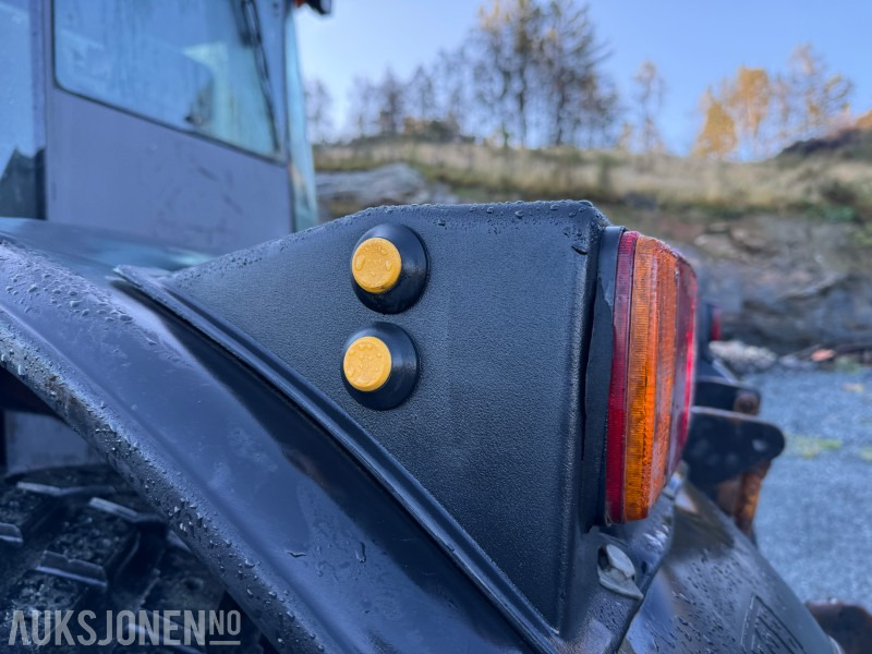 1996 JCB Fastrac 1135 7565 timer. Rep objekt med henger - Traktor: slika 4 1996 JCB Fastrac 1135 7565 timer. Rep objekt med henger - Traktor: slika 4