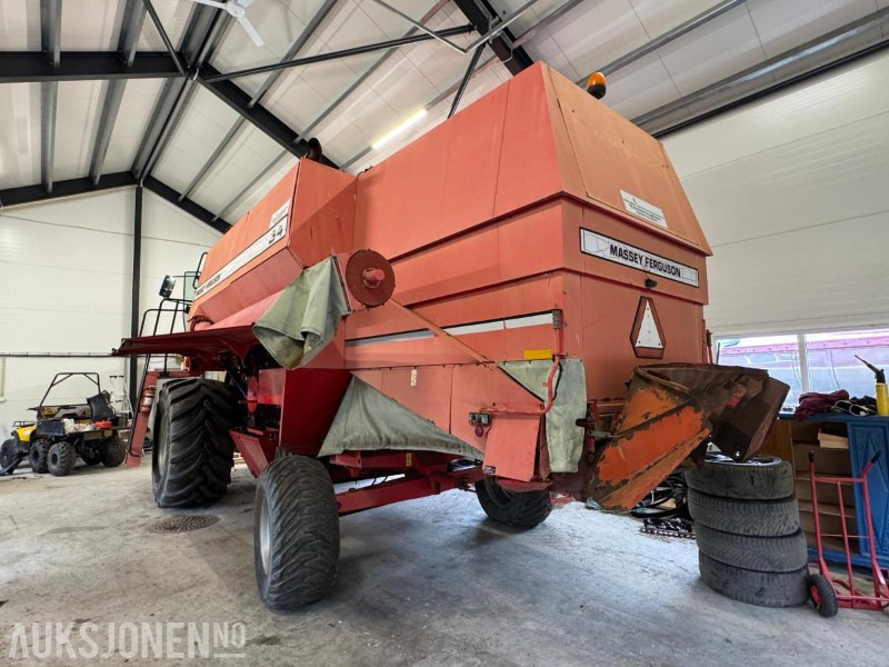 1996 Massey Ferguson MF 34 skurtresker - Kombinovani kombajn: slika 3 1996 Massey Ferguson MF 34 skurtresker - Kombinovani kombajn: slika 3