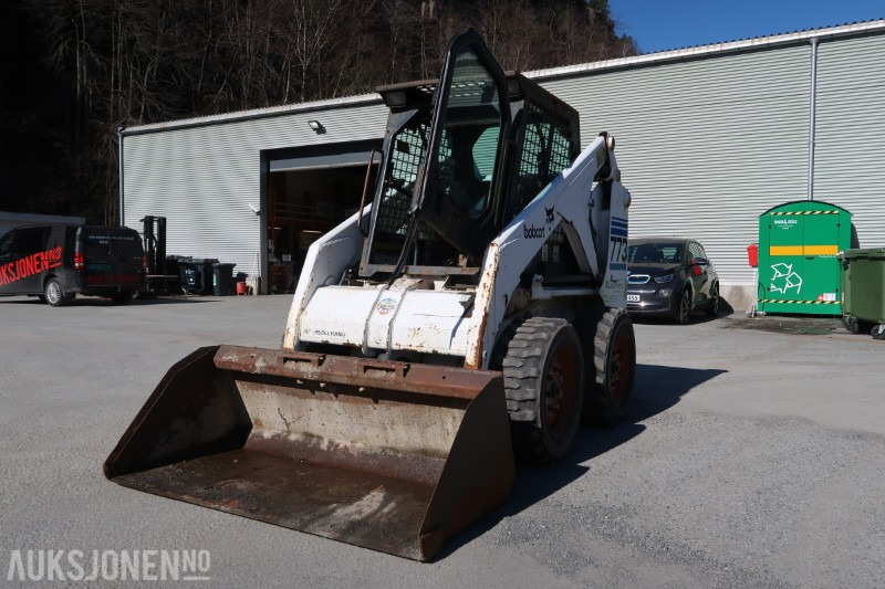 1997 Bobcat 773 Kompaktlaster / Mye utstyr / 1925 timer - Mini utovarivač: slika 2 1997 Bobcat 773 Kompaktlaster / Mye utstyr / 1925 timer - Mini utovarivač: slika 2