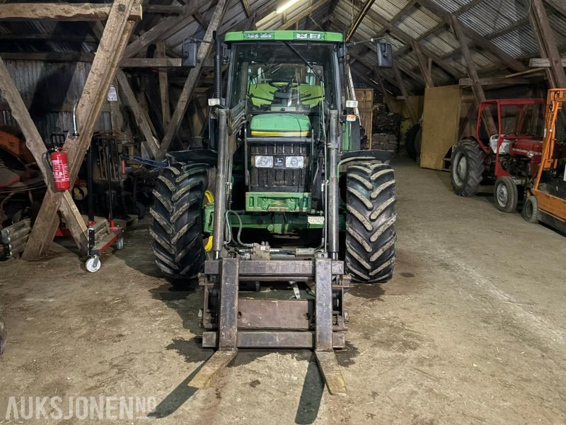 1997 John Deere 6300 med frontlaster - Traktor: slika 2 1997 John Deere 6300 med frontlaster - Traktor: slika 2